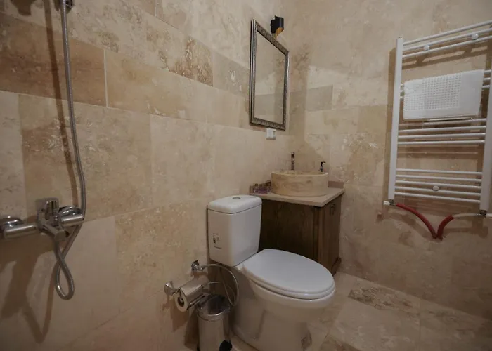 Homestay Asma Cave House